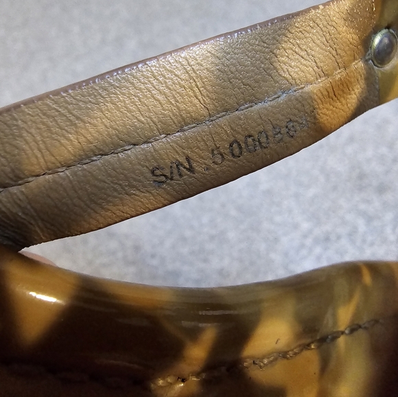 Tory Burch Dark Beige Leather Flat Flip Flops Size 9.5 Preppy Girlhoodcore - Picture 6 of 12